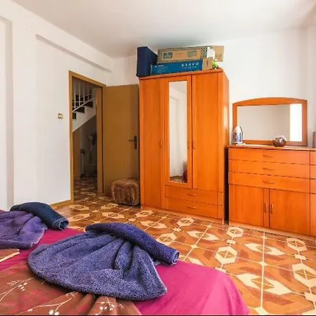Duplex شقة سفيتي فلاس